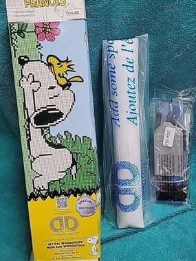 Diamond Dotz Art Kit. Peanuts My Pal Woodstock. New, still sealed packaging.